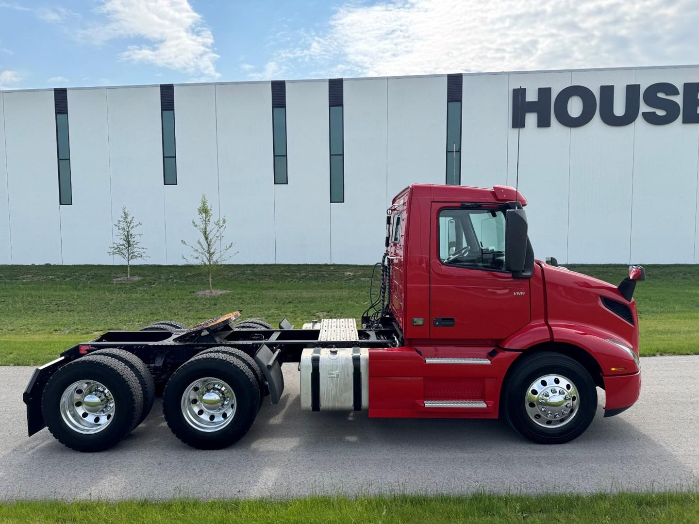 2020 Volvo in Carroll, IA — photo 7